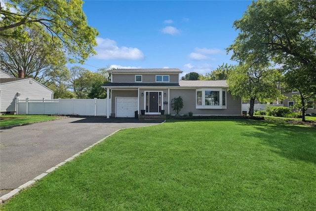 979 Manor Ln, Bay Shore, NY 11706 - traditional-style home with driveway