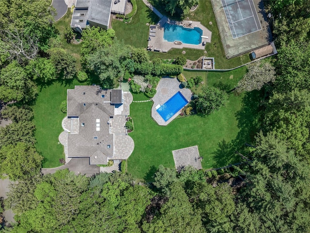 11 Faulkner Ln, Dix Hills, NY 11746 - aerial view of a pool area