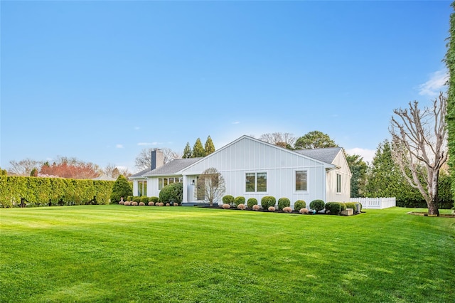 view of front of property featuring a chimney