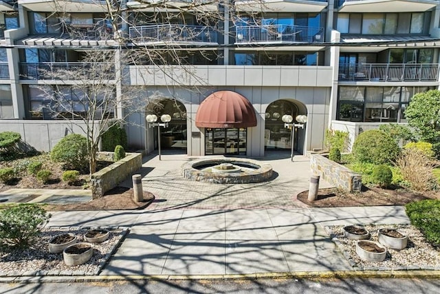 15 Stewart Pl Unit 12J, White Plains, NY 10603 - photo 2