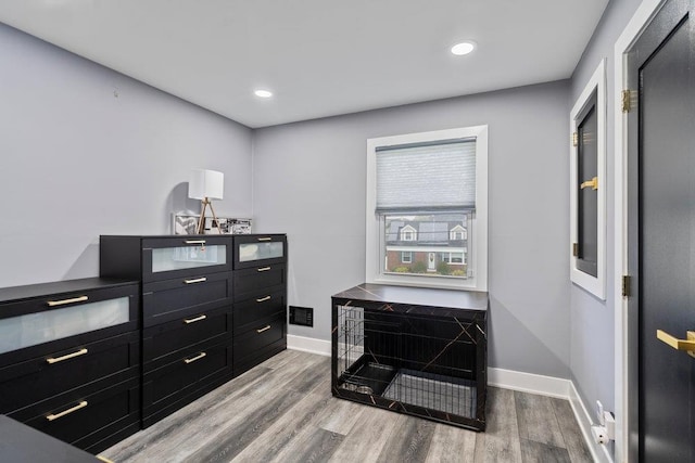 181 Central Park Rd E, Plainview, NY 11803 - detailed view of wood finished floors, baseboards, and recessed lighting