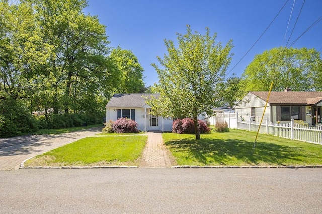 15 Kwiecinski St, West Haverstraw, NY 10993 - view of front of house with driveway