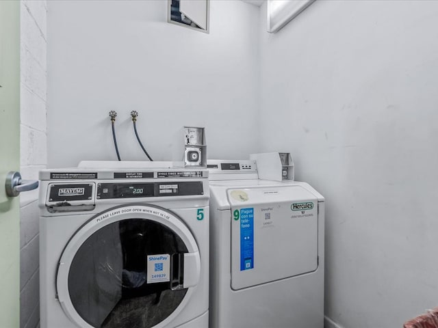 88-20 Parsons Blvd Unit 6D, Jamaica, NY 11432 - washroom featuring washing machine and clothes dryer