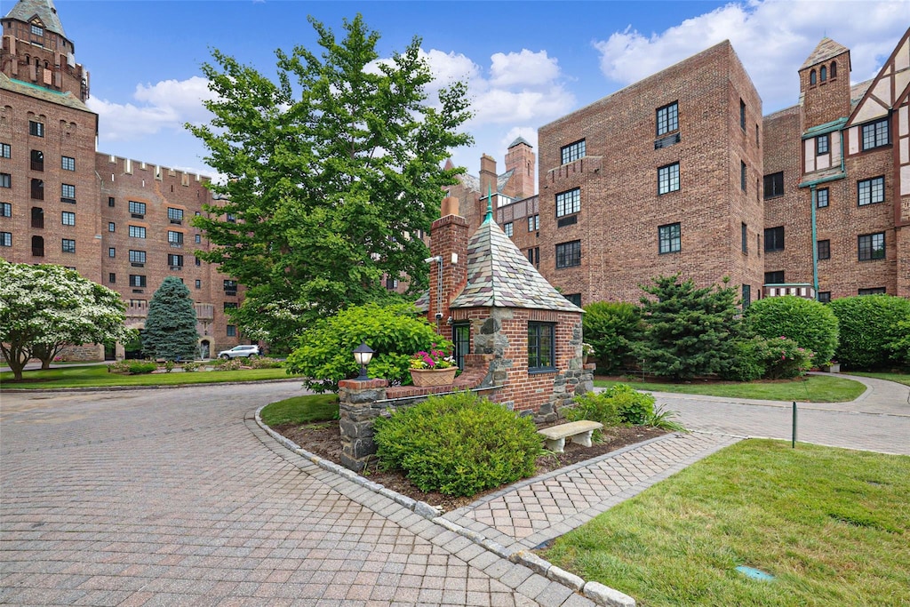 66 Milton Rd Unit E31, Rye, NY 10580 - view of building exterior