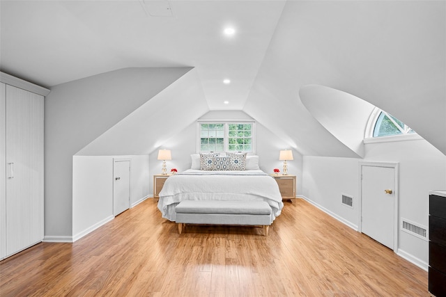 3 Briar Close Rd, Larchmont, NY 10538 - bedroom featuring lofted ceiling, light wood-style flooring, and baseboards