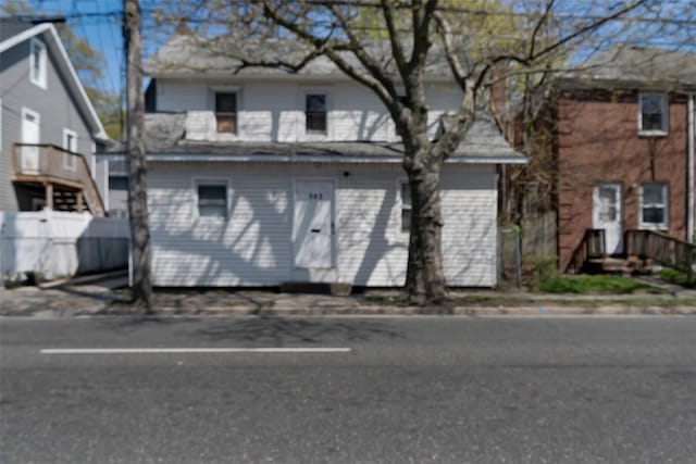 101 Baldwin Rd, Hempstead, NY 11550 - view of front of house featuring fence