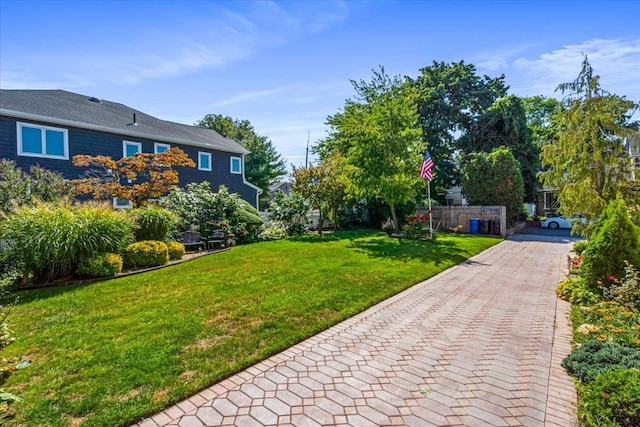 2957 214th Pl, Bayside, NY 11360 - view of green lawn