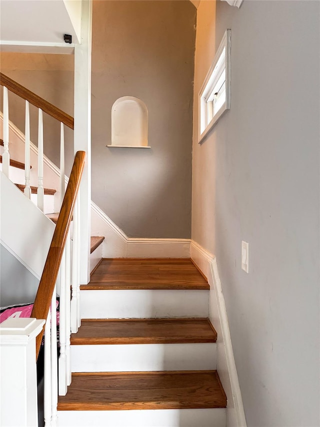 131 E Alhambra Ave, Lindenhurst, NY 11757 - view of stairs