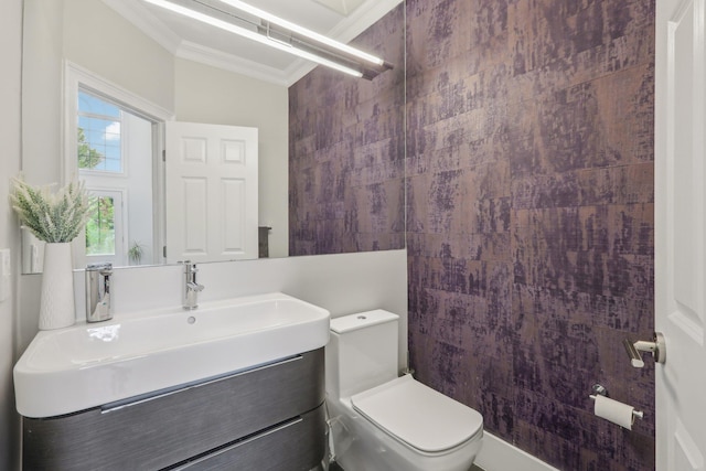 6 Murphy Ct, Blauvelt, NY 10913 - bathroom featuring crown molding, toilet, and vanity