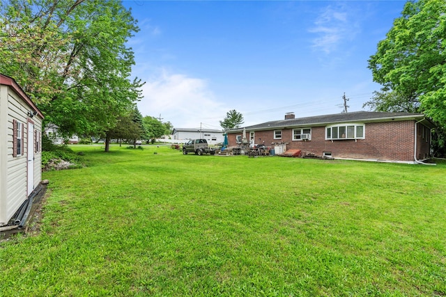 626 Union Ave, New Windsor, NY 12553 - view of green lawn