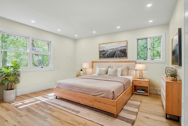 7 Mcculloch Dr, Dix Hills, NY 11746 - bedroom featuring light wood-style flooring, recessed lighting, and baseboards