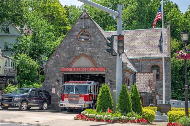 2 Ashley Rd, Hastings-On-Hudson, NY 10706 - view of building exterior