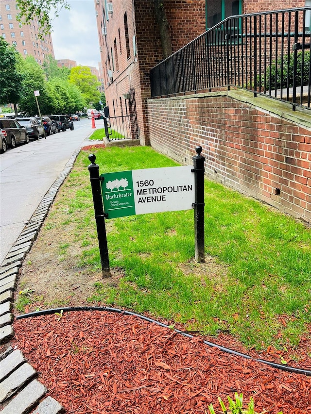 1560 Metropolitan Ave, Bronx, NY 10462 - exterior view of brick siding