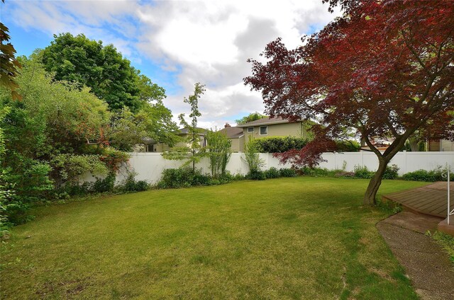 1793 Brian Ct, South Merrick, NY 11566 - view of yard