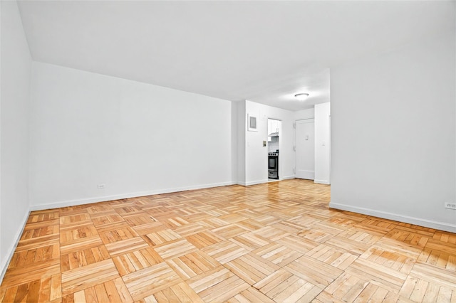 2244 Bronx Park E Unit 1E, Bronx, NY 10467 - unfurnished room featuring baseboards