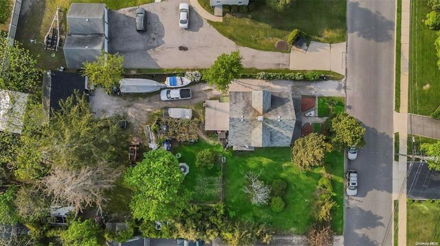 80 Monell Ave, Islip, NY 11751 - aerial view of property and surrounding area