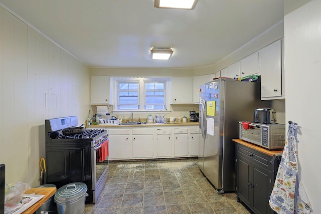 765 Wolcott Ave, Beacon, NY 12508 - photo 2