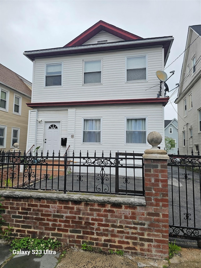 215 S 1st Ave, Mount Vernon, NY 10550 - back of property with a fenced front yard