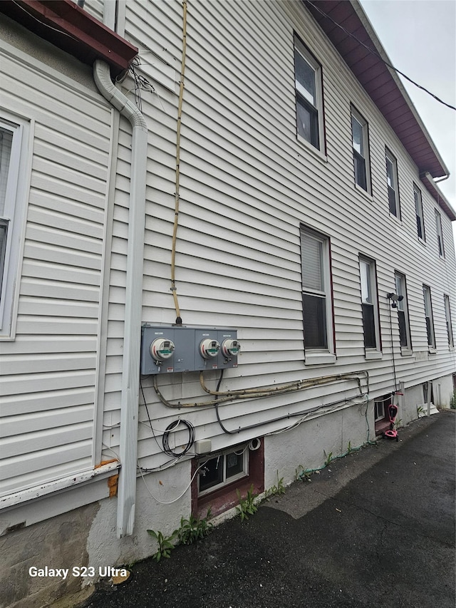 215 S 1st Ave, Mount Vernon, NY 10550 - view of home's exterior
