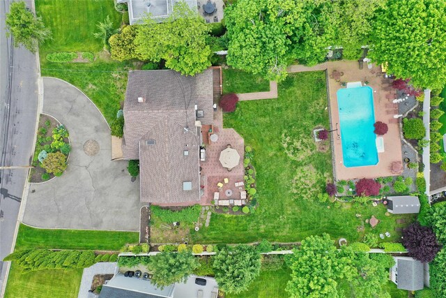 2525 Beverly Rd, Merrick, NY 11566 - aerial view of a pool area