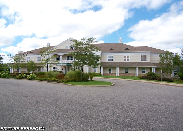 29 Madison Cir, Middle Island, NY 11953 - view of front facade