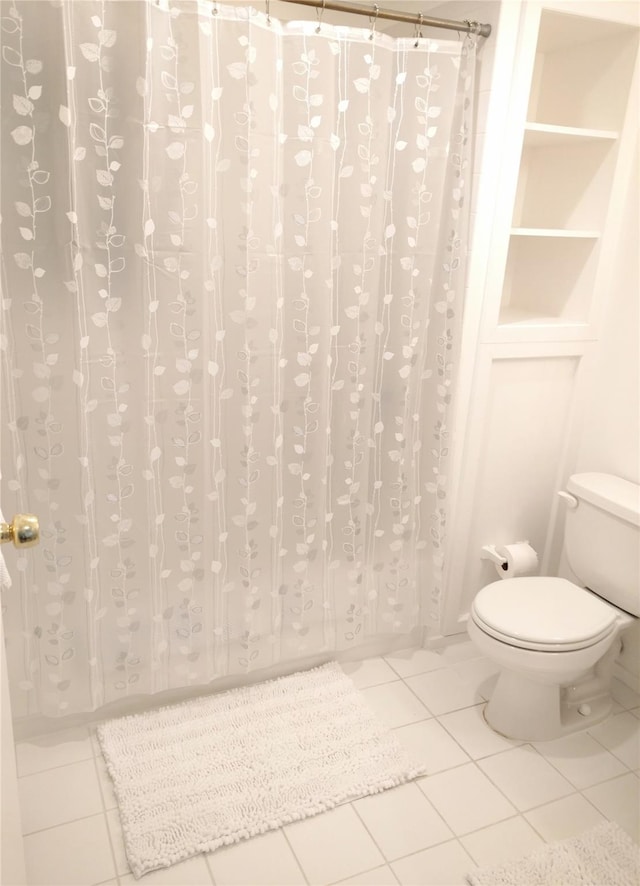 10 S Mountain Pond, Garrison, NY 10524 - bathroom with tile patterned flooring, toilet, and a shower with curtain