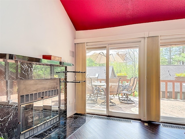 5 Water Lilly Ln, Monticello, NY 12701 - entryway with lofted ceiling