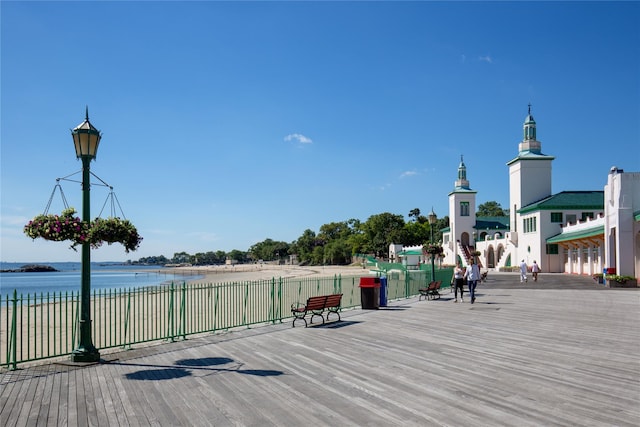 2 Robert Crisfield Pl, Rye, NY 10580 - view of property's community with a water view