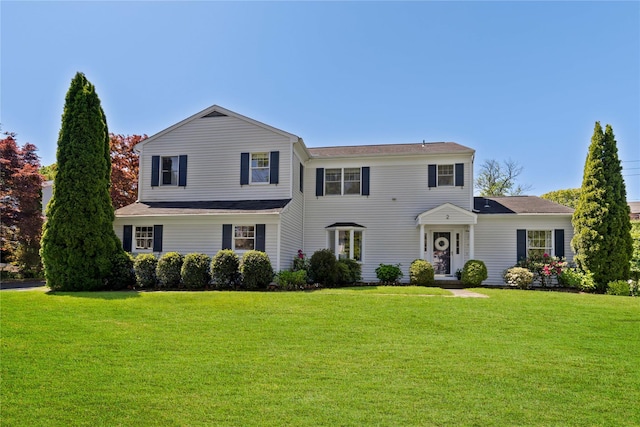 2 Robert Crisfield Pl, Rye, NY 10580 - view of front of property featuring a front lawn