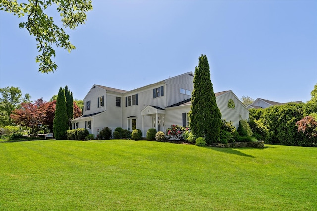 2 Robert Crisfield Pl, Rye, NY 10580 - view of front facade with a front lawn