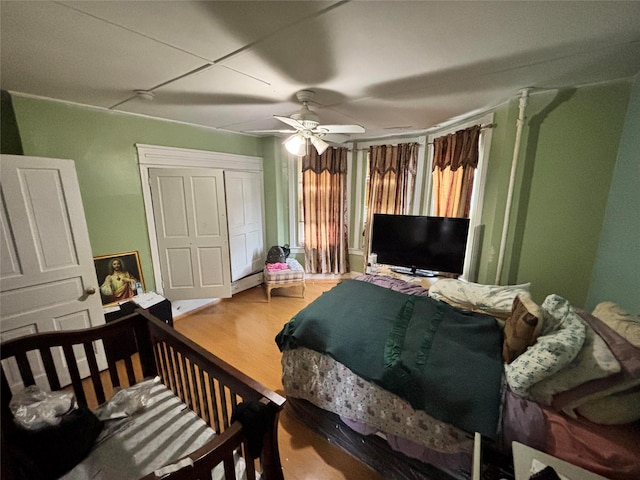 556 Van Cortlandt Park Ave, Yonkers, NY 10705 - bedroom featuring ceiling fan and wood finished floors
