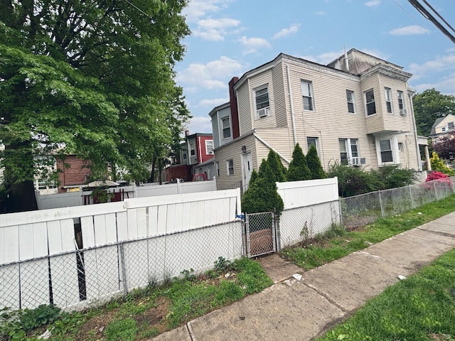 556 Van Cortlandt Park Ave, Yonkers, NY 10705 - view of home's exterior with a gate