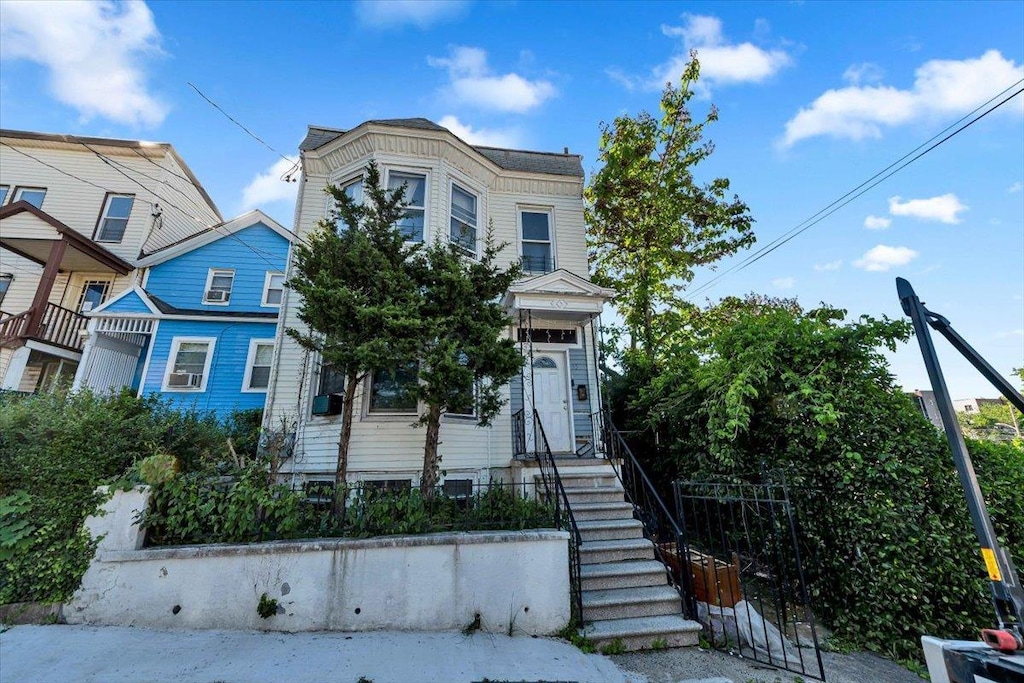 55 S High St, Mount Vernon, NY 10550 - view of front of house