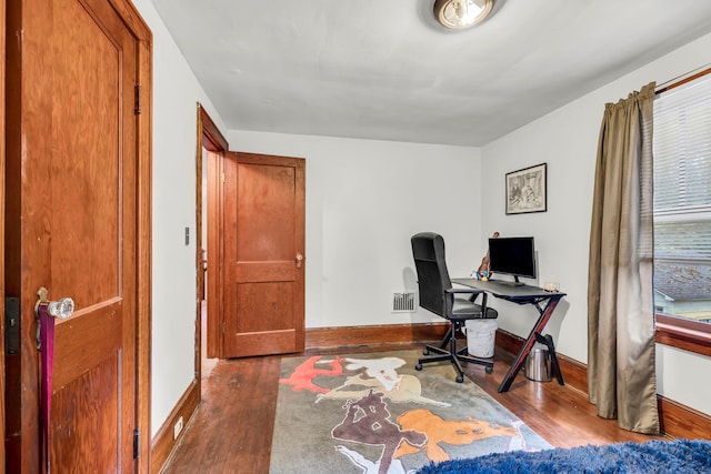 8 Townsend Blvd, Poughkeepsie, NY 12603 - office area featuring wood finished floors and baseboards