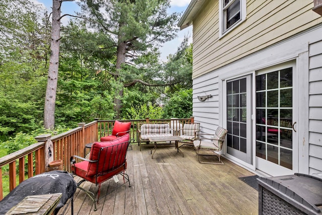 8 Townsend Blvd, Poughkeepsie, NY 12603 - deck featuring outdoor lounge area