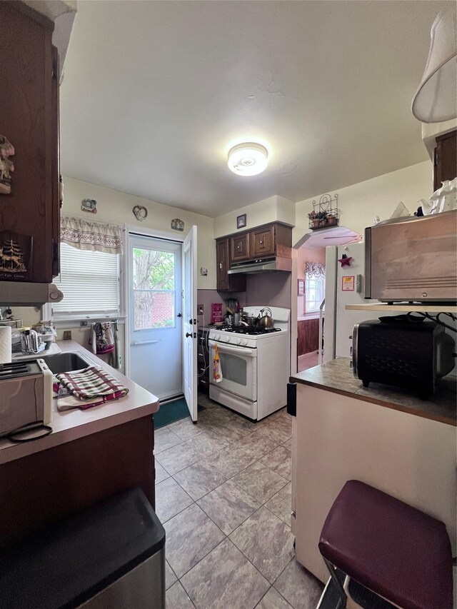 1639 Belmont Ave, New Hyde Park, NY 11040 - photo 4