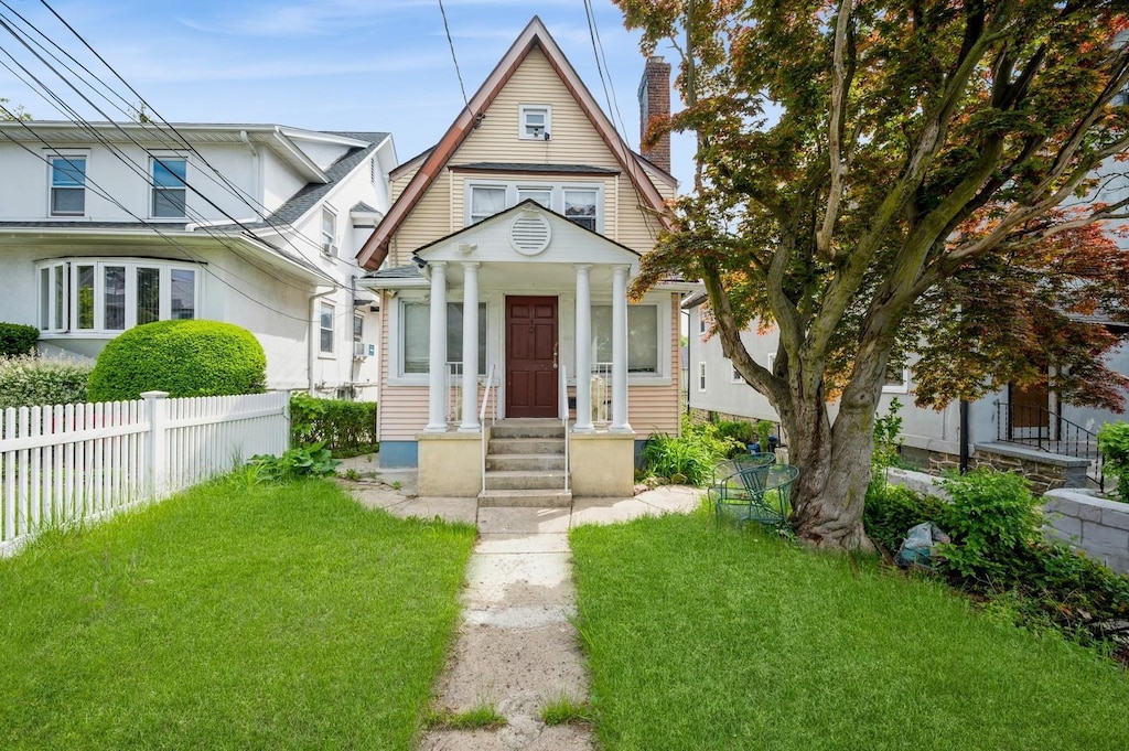 435 S Columbus Ave, Mount Vernon, NY 10553 - photo 1