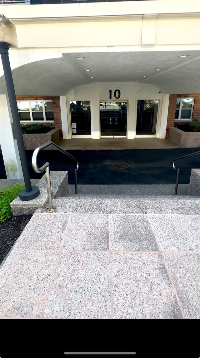 10 Ipswich Ave Unit 4M, Great Neck, NY 11021 - exterior space