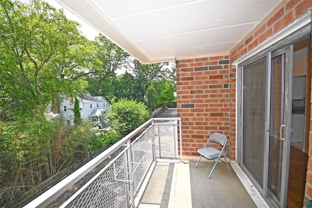 10 Ipswich Ave Unit 4M, Great Neck, NY 11021 - view of balcony