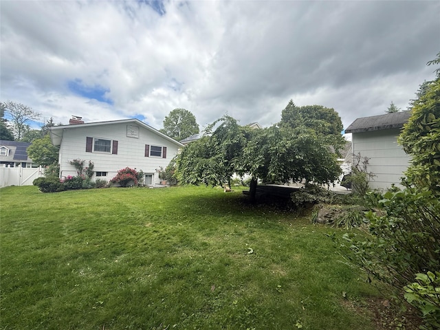 31 Stevenson Ave, Hartsdale, NY 10530 - view of yard