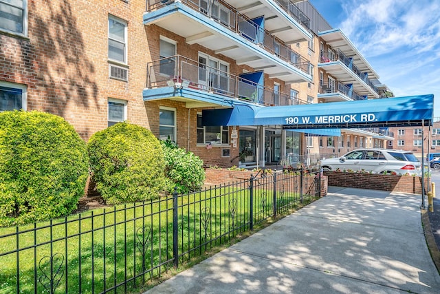 190 W Merrick Rd Unit 4E, Freeport, NY 11520 - view of apartment building / complex