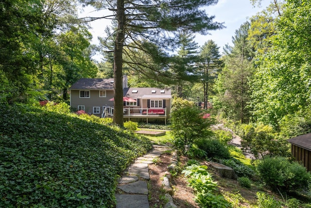 10 Falcon Pl, Huntington, NY 11743 - view of yard featuring a wooden deck
