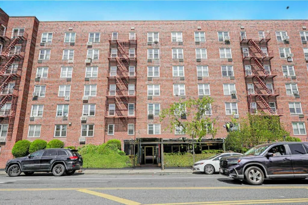 2265 Gerritsen Ave Unit 5C, Brooklyn, NY 11229 - photo 1