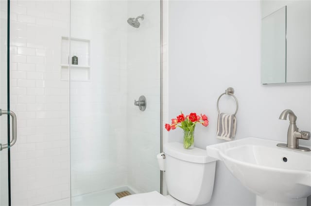 2865 S Harbor Rd, Southold, NY 11971 - full bath featuring a stall shower, a sink, and toilet