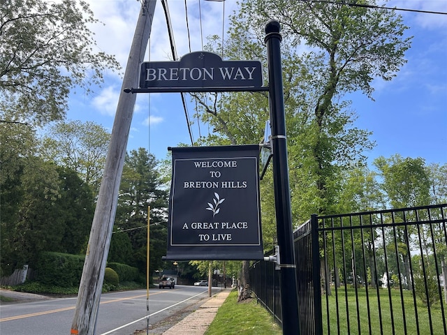 308 Breton Way Unit 308, Glen Cove, NY 11542 - exterior view