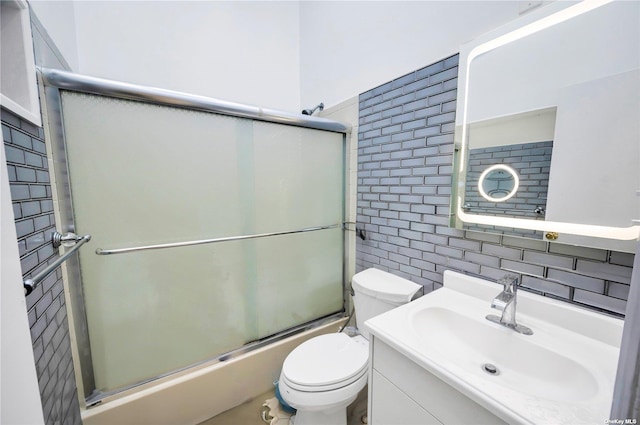 2A Belmont Ave Unit A, Plainview, NY 11803 - full bathroom with toilet, vanity, and shower / bath combination with glass door