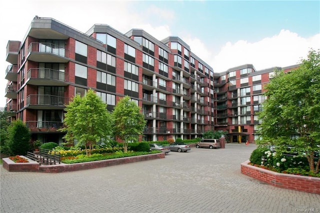 50 E Hartsdale Ave Unit 3S, Hartsdale, NY 10530 - view of apartment building / complex