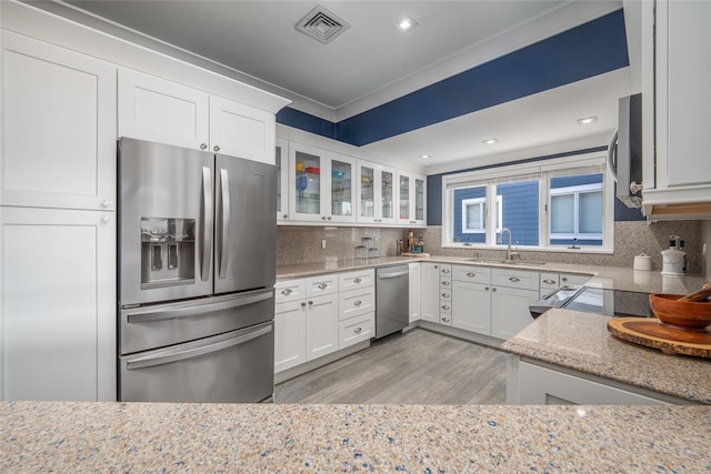 131 6th St Unit G, Greenport, NY 11944 - photo 15