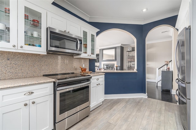 131 6th St Unit G, Greenport, NY 11944 - photo 17