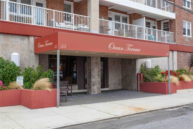 55 Monroe Blvd Unit 5R, Long Beach, NY 11561 - view of building exterior